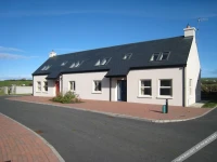 Doolin Village Lodges 