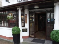 Wards Hotel 