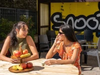 Snoozles Tourist Hostel 