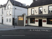 Ewings Bar & Accommodation