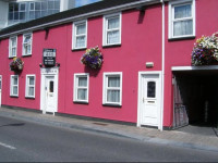Kennys Guest House