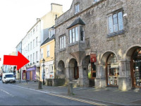 Parliament Inn