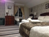 Killarney Inn 