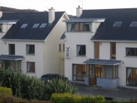 Ashtons Guest House 