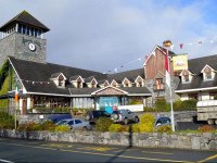 Peacockes Hotel