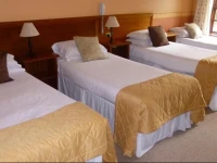 The Rising Sun Guesthouse, Bar & Restaurant 