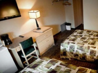 Morden Motor Inn