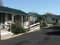 Sea-Air Motel and Holiday Park