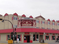 Town and Mountain Hotel