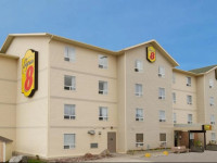 Super 8 Yellowknife