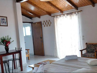 Nikis Apartments