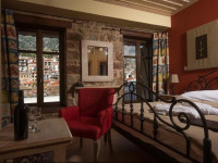 Alexandros Guesthouse