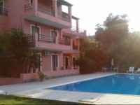 Stathis Apartments