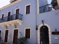 Faros Suites (Adults Only) 