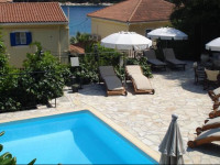 Kiki Apartments
