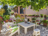 Cristina Apartments