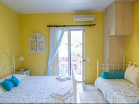 Yiannas Studio