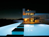 Albatross Villa