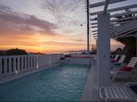 Amaryllis Apartments & Studios