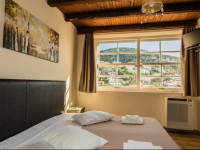 Athina Guesthouse