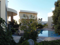 Yakinthos Hotel