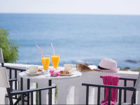Arlen Beach Hotel