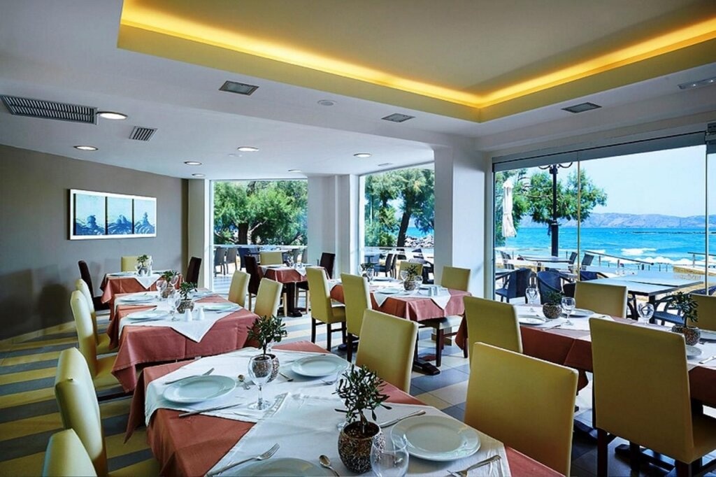 Molos Bay Hotel 