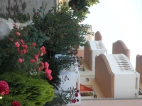 Golden Rose Suites 