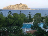 Akra Morea Apartments