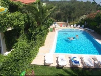 The Mayflower Studios & Apartments 