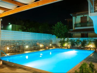 Neda Hotel