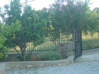 Captain Georges Apartments 