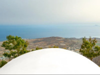 Santorini Heights