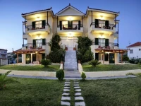 Aristi Studio Apartments 