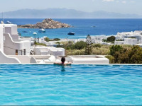 Adelmar Hotel & Suites