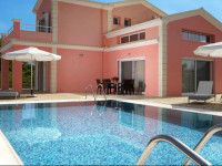 Roda Park Villa