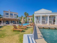 Port Alacati Hotel 