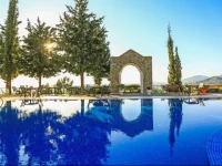 Manastir Hotel & Suites 