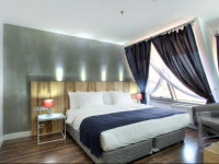 En Otel Karaca