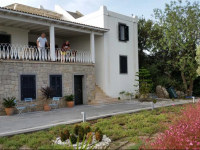 Ada Villa
