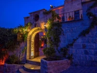 Sinasos Palace Cave Hotel 