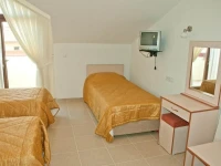Suzanne Hotel 2*