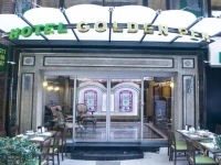 Golden Pen Hotel 