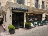 Le Petit Palace Hotel 