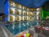 Amore Hotel TekiМ‡rova