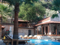 Dores Residence