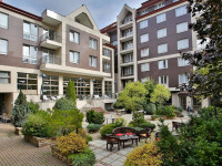 Adina Apartment