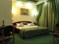 Relax Comfort Suites Hotel 