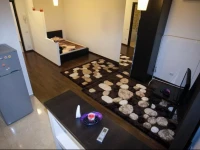 Exclusive Cosmopolitan Studio 