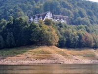 Hotel Valea cu Pesti 